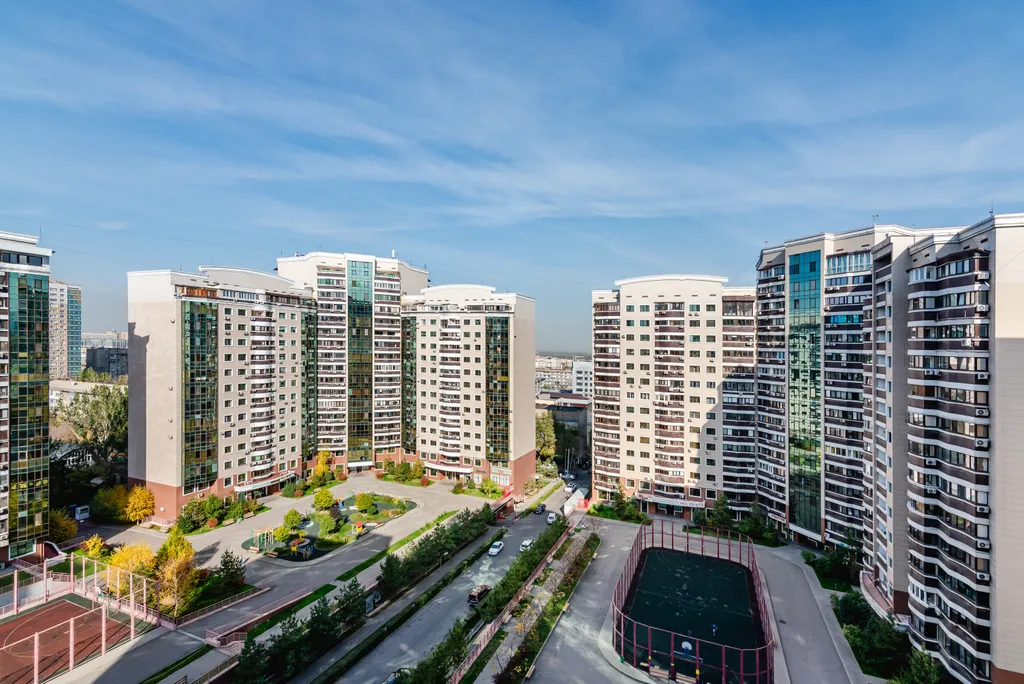 Апартаменты Aray в центре города и с видом на горы