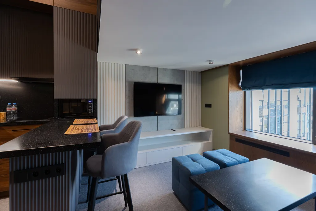 Стильный двухуровневый лофт с панорамными видами на Москву