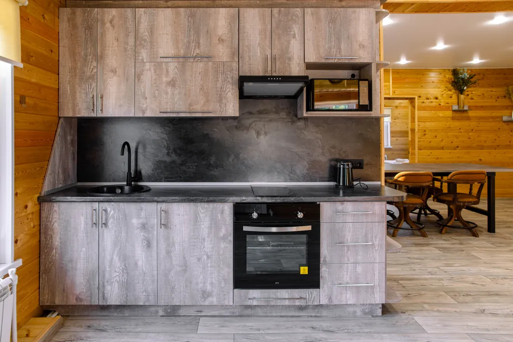 Коттедж в 10 минутах езды от города