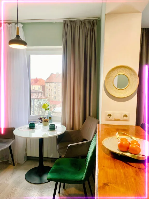 Апартамент в доме, памятник архитектуры в центре