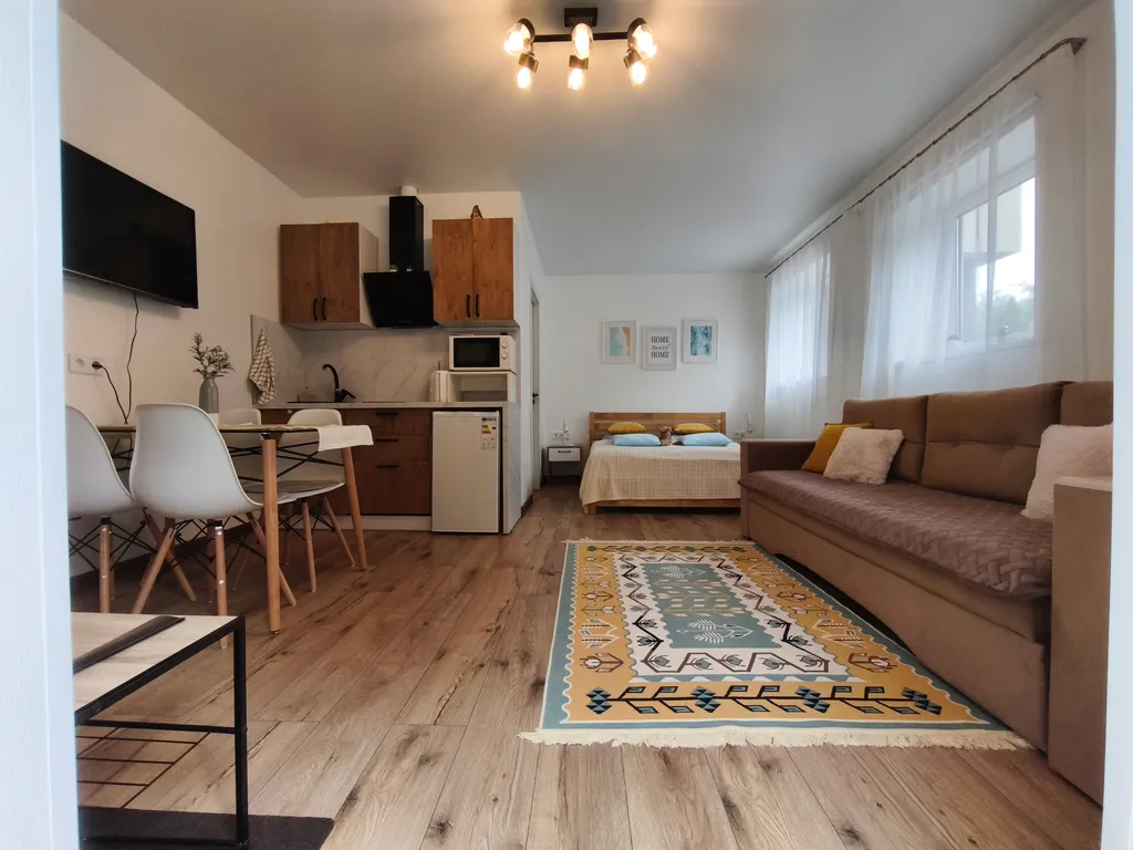 Квартира Квартира Студия с выходом на лужайку — Светлогорск