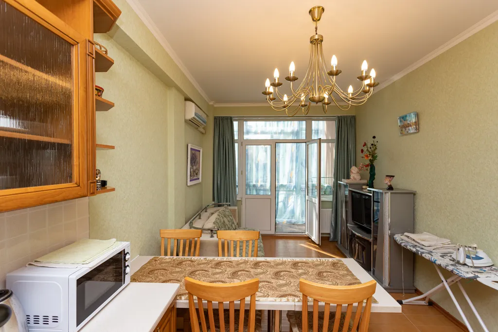 Стильная квартира с изолированными комнатами