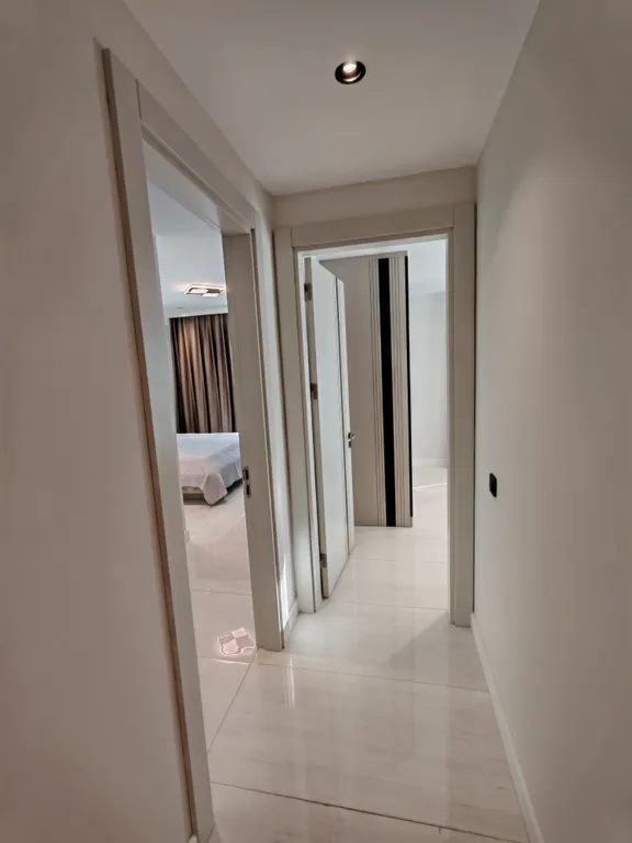 Квартира 2+1 в Azura World c видом на бассейн и аквапарком