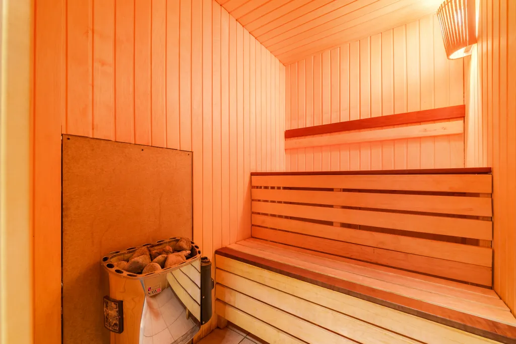 Дом на лесной опушке