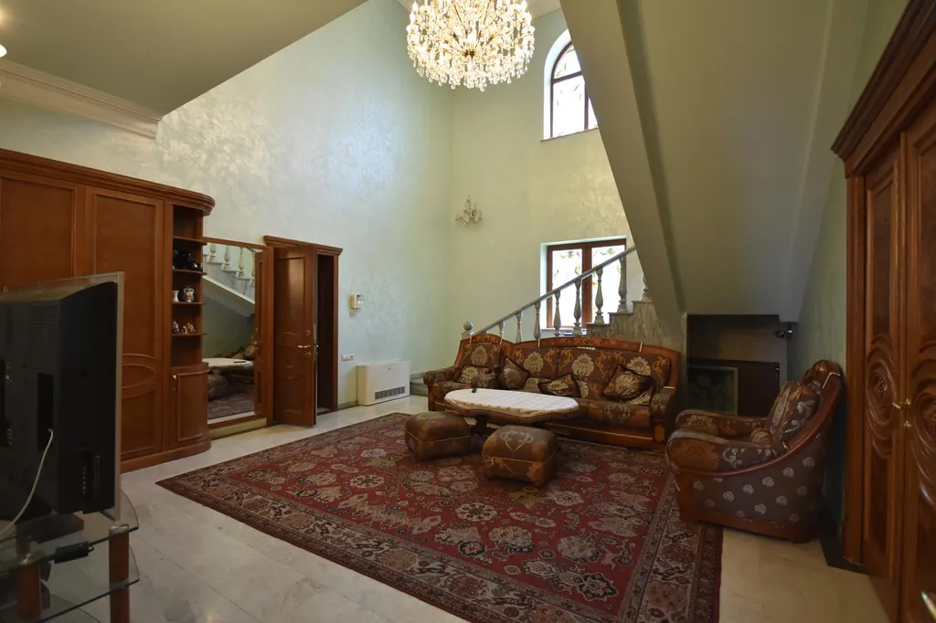 Шикарная вилла с 2-я бассейнами и джакузи