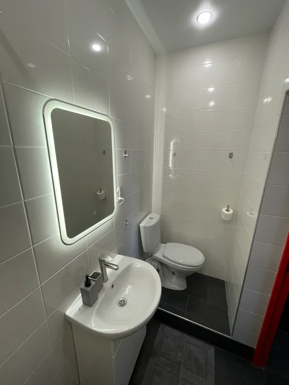 Студия у Яшмового пляжа