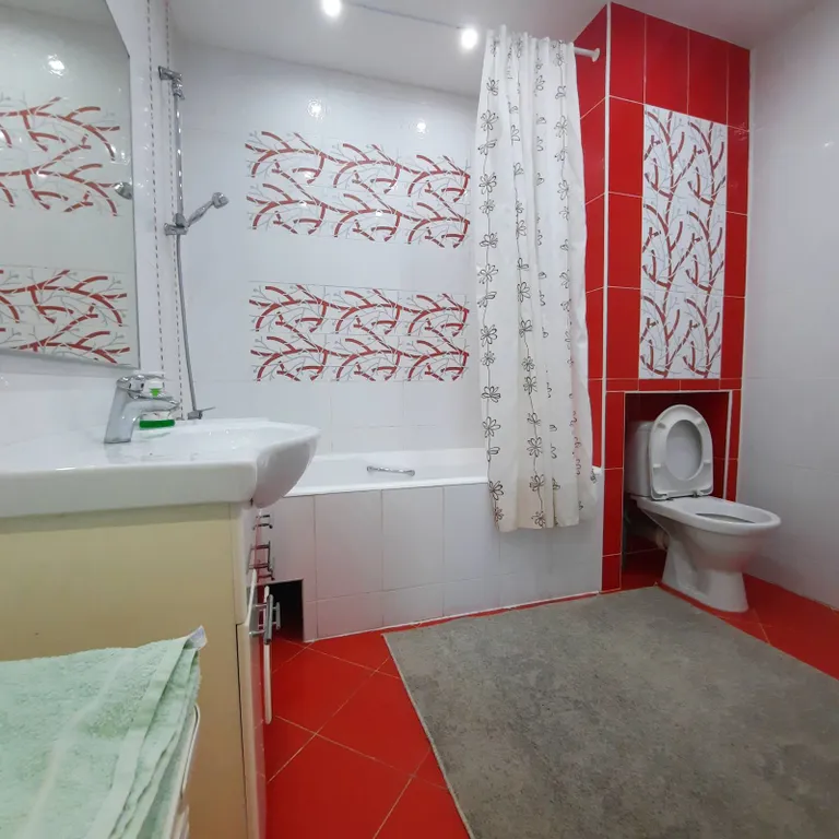 Уютная квартира  с хорошим ремонтом недалеко от Волги