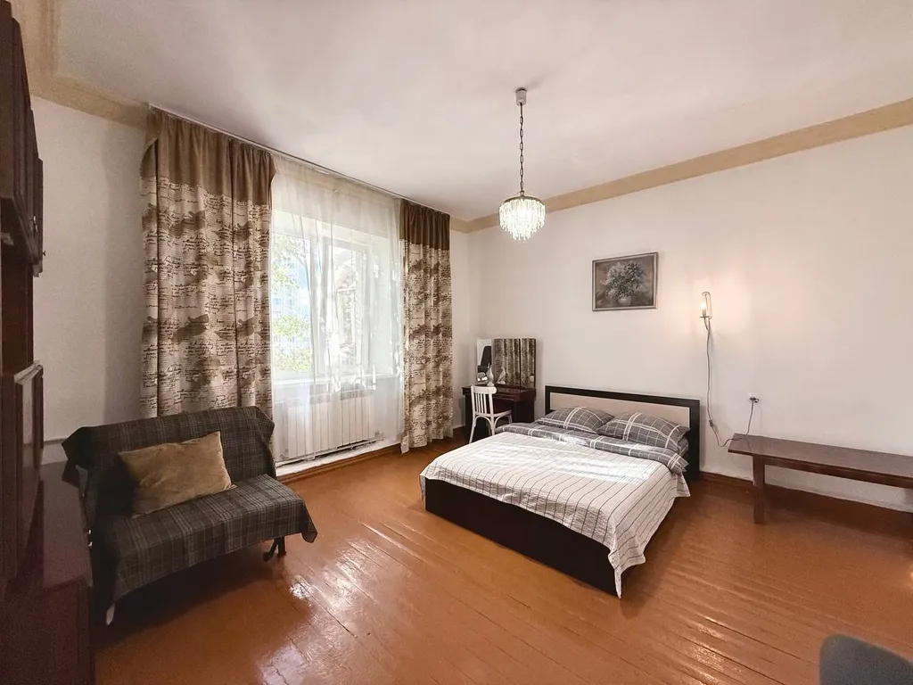 Ретро-трешка в центре города