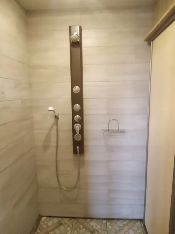 Дом со всеми удобствами на хуторе рядом с рекой и лесом