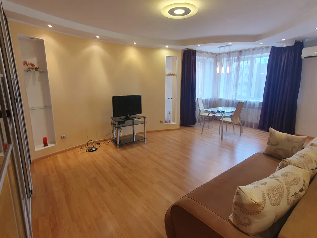 Квартира Квартира Уютная и светлая студия в центре с джакузи и парковочным местом. — Выборг