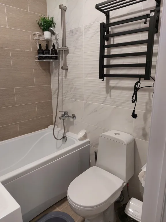 Студия с бассейнами в ЖК Кипарис