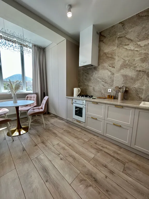 Квартира с видом на горы