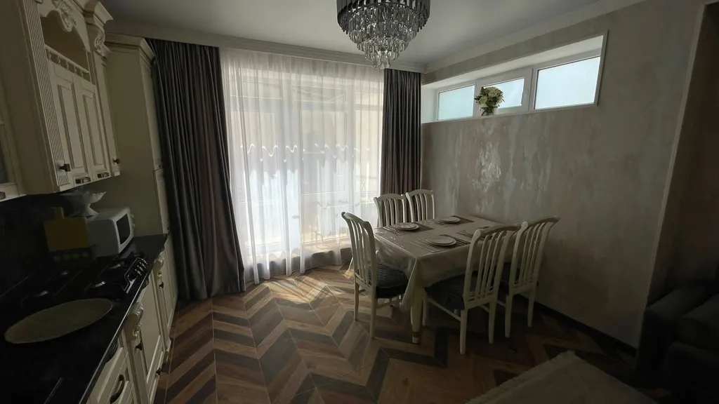 Новый уютный чистый дом в центре города