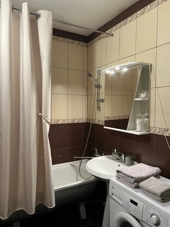 Большая однокомнатная квартира в новом доме