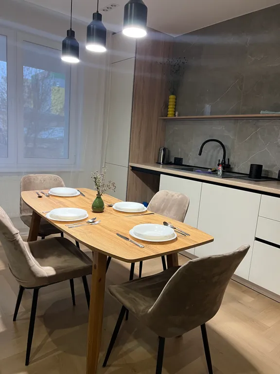 Четырёхкомнатные апартаменты рядом с парком якутова и ледовой ареной