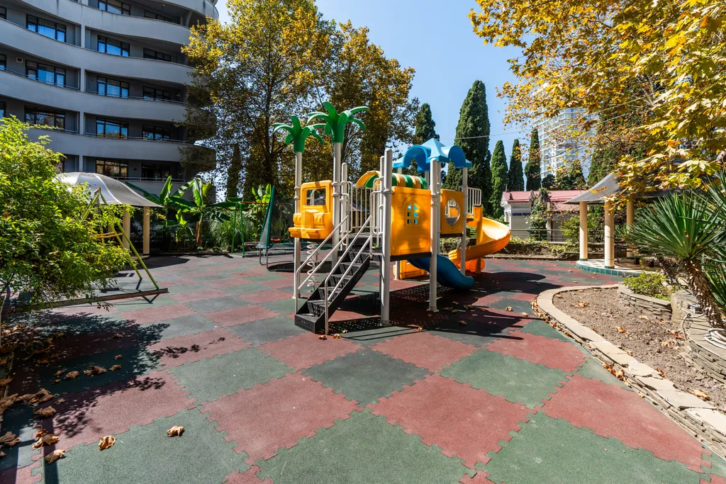 Квартира с двумя мастер-спальнями на первой береговой линии