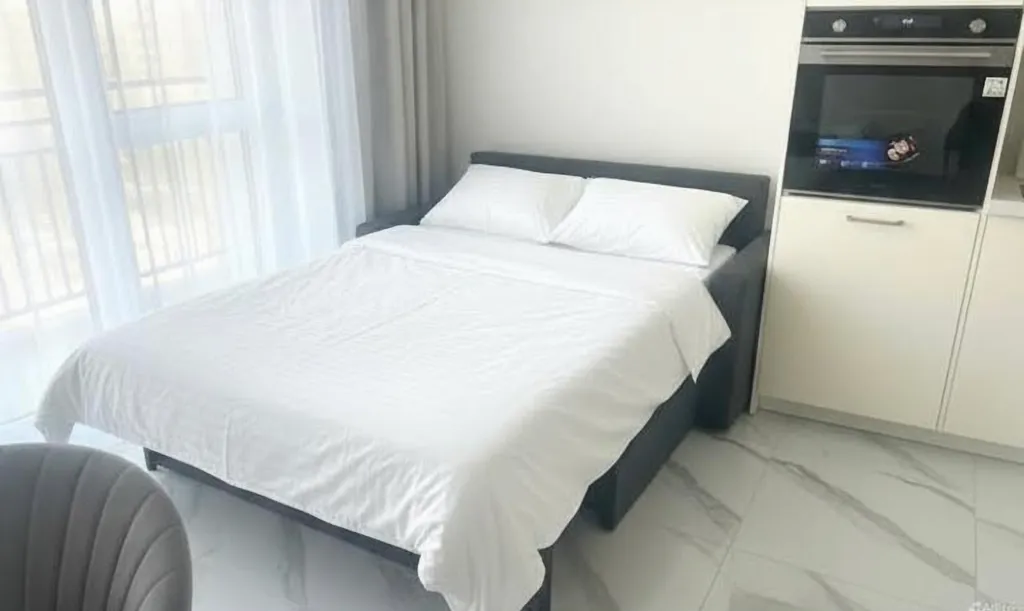 Стильные апартаменты Rich с шикарным видом на город и реку Амур.