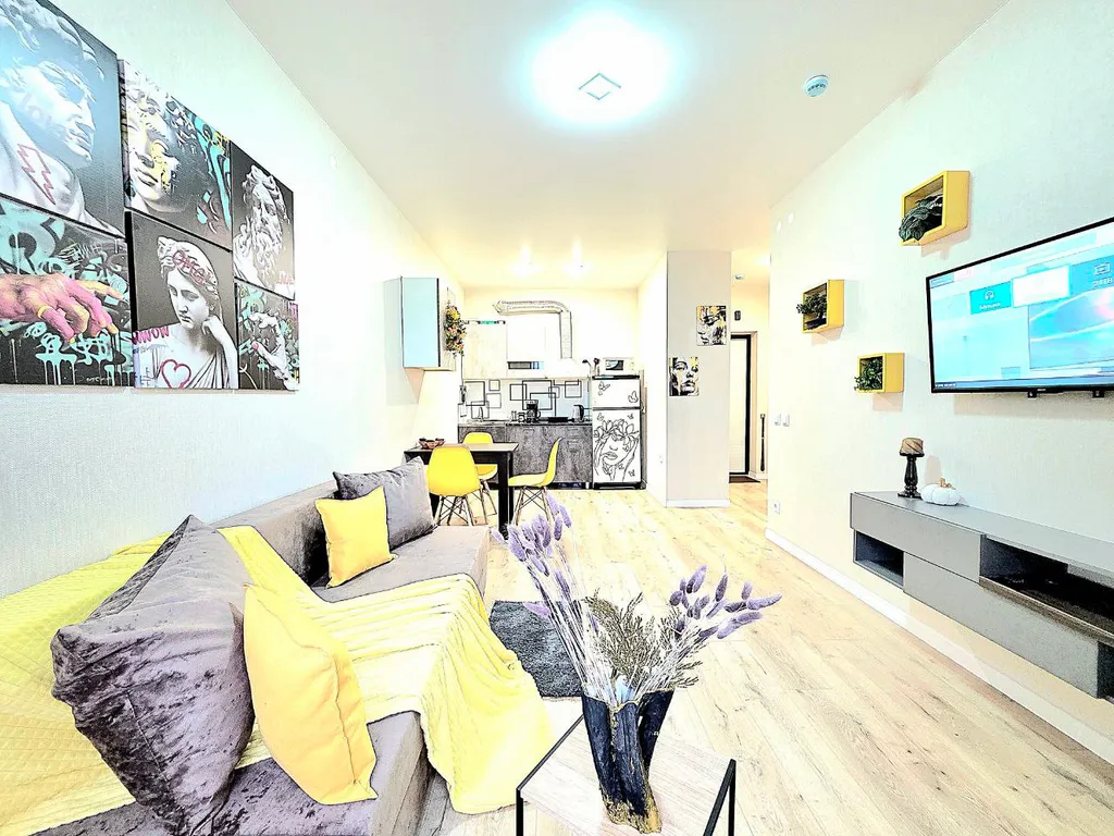 Квартира рядом с аэропортом и ТЦ Планета