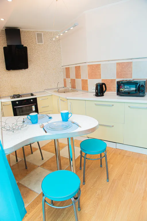 2-комн у пл Ленина, Мира, центр