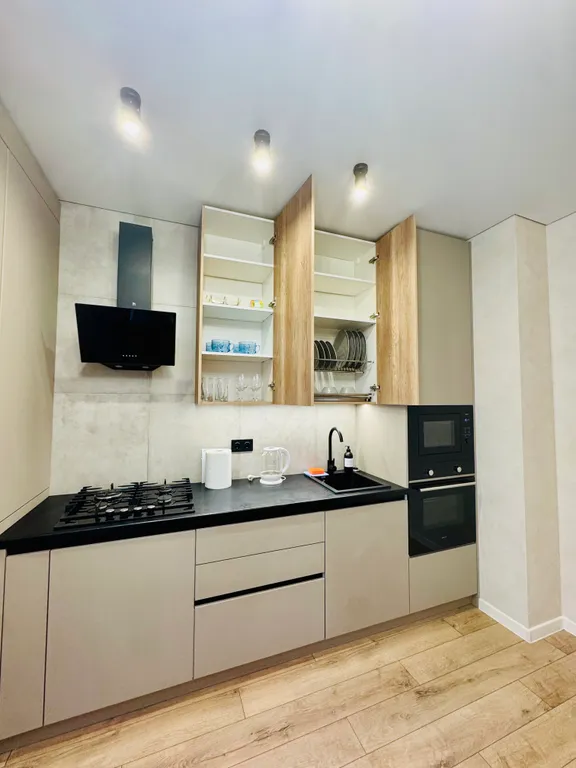 Роскошная двухкомнатная квартира у фонтана