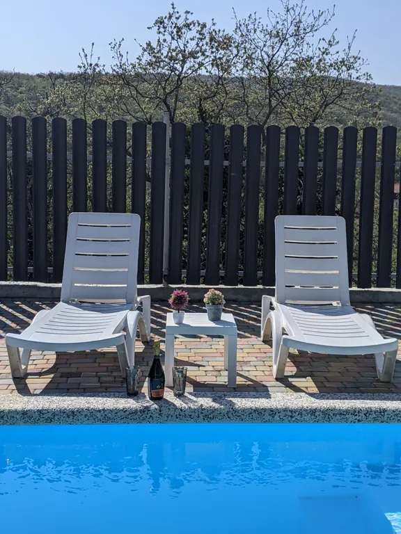 Вилла с теплым бассейном, баней и чаном в окрестностях Абрау-Дюрсо