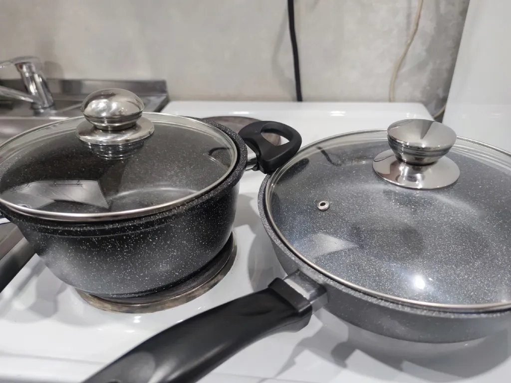 Мичурин парк, рядом лес, беседки, мангалы