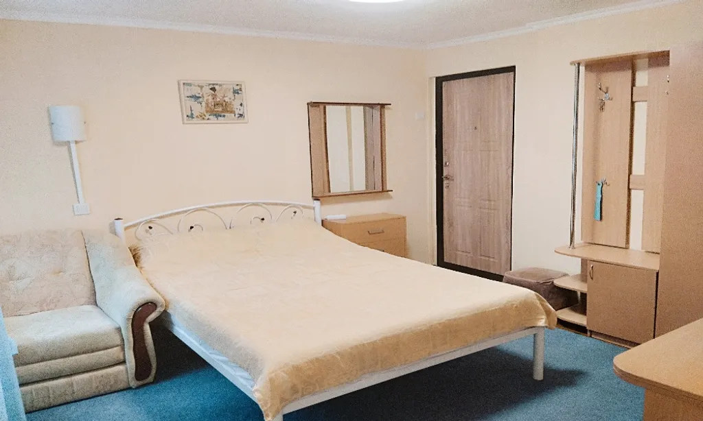 Квартира в живописном, курортном поселке — аренда посуточно в Кореиз