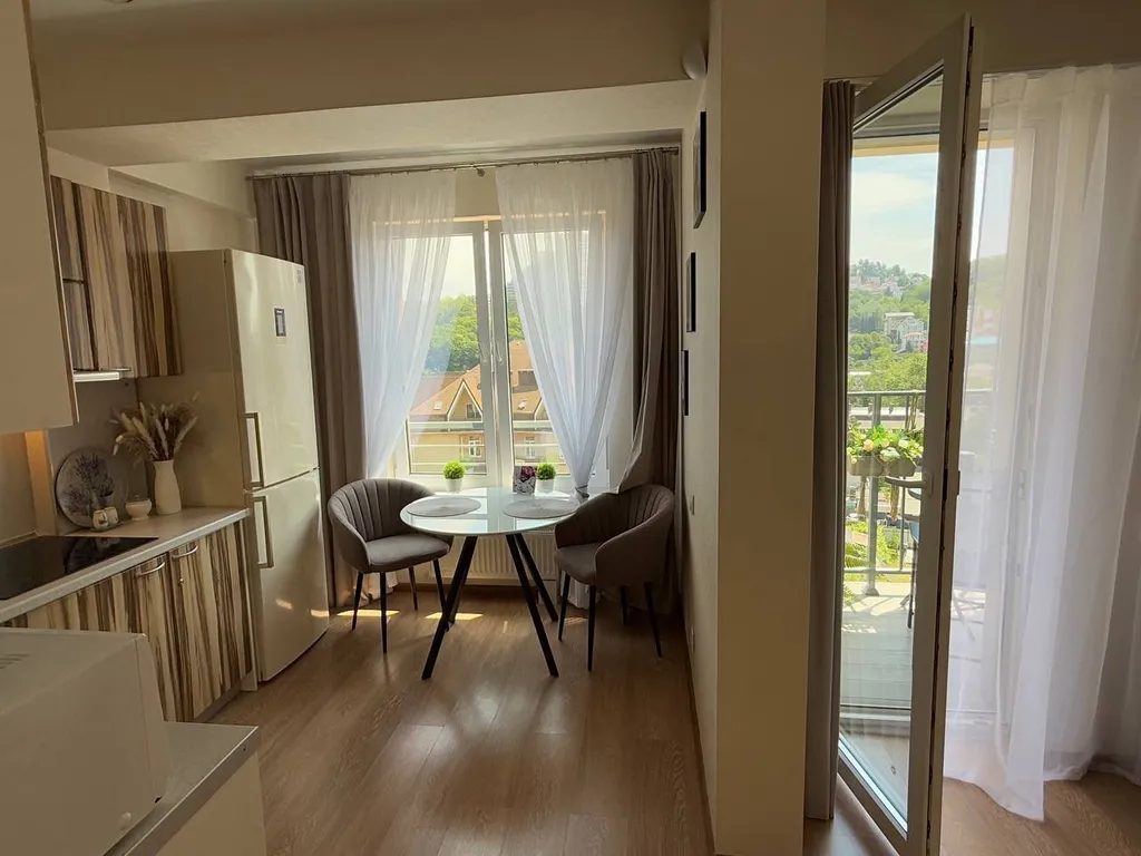 Просторная студия Восход для всей семьи с видом на море