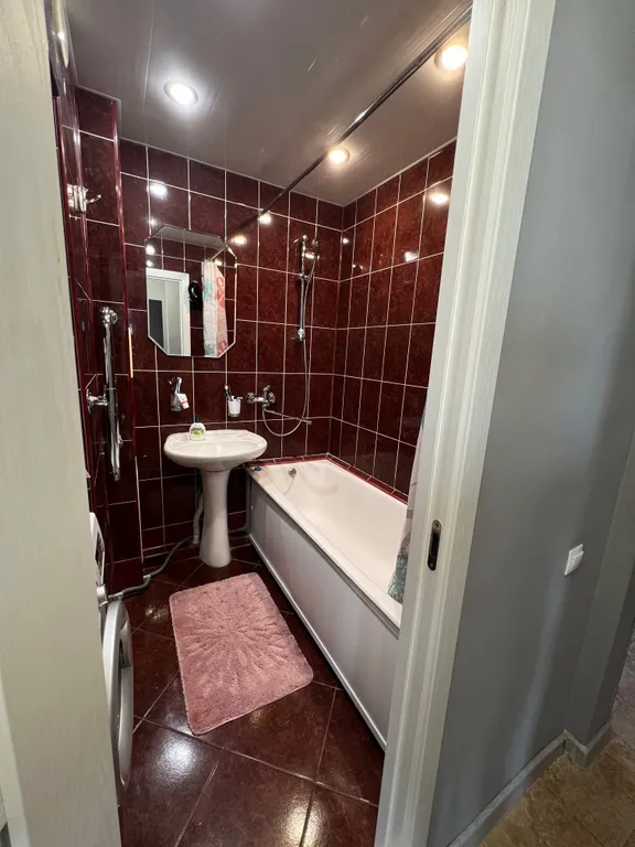 Трёхкомнатная квартира в центре на 9 этаже