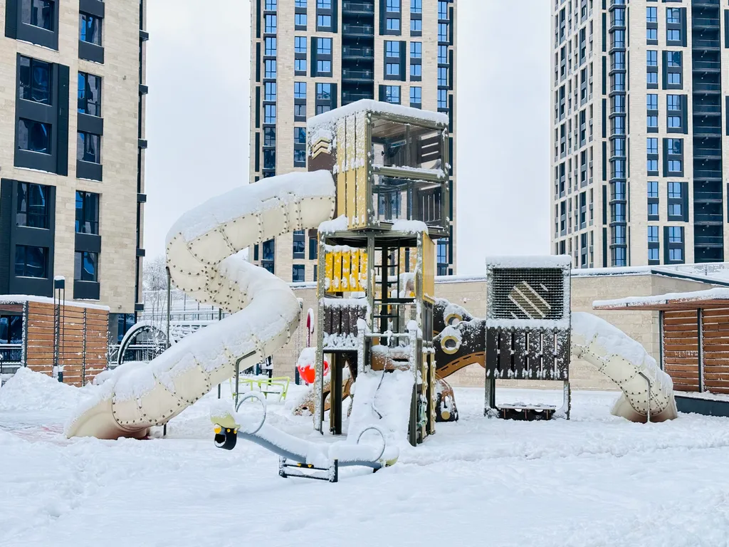 Двухкомнатная квартира с видом на город