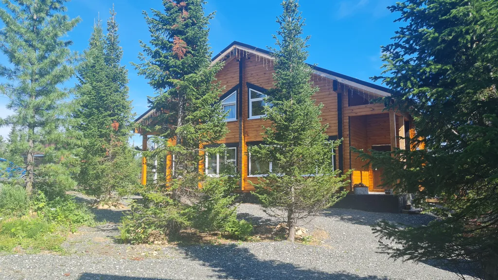 Коттедж Уютный дом с видом на горы — Шерегеш