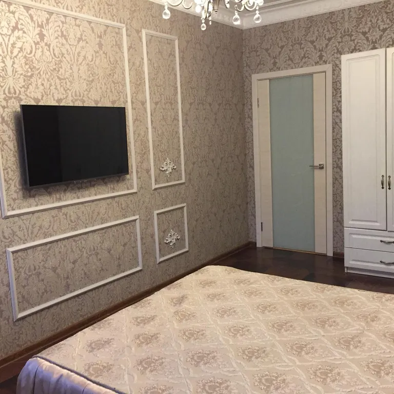 Квартира Уютная трехкомнатная квартира в современном центре — Казань