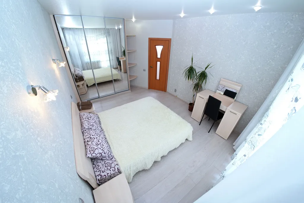 Панорамные апартаменты с видом на Иртыш