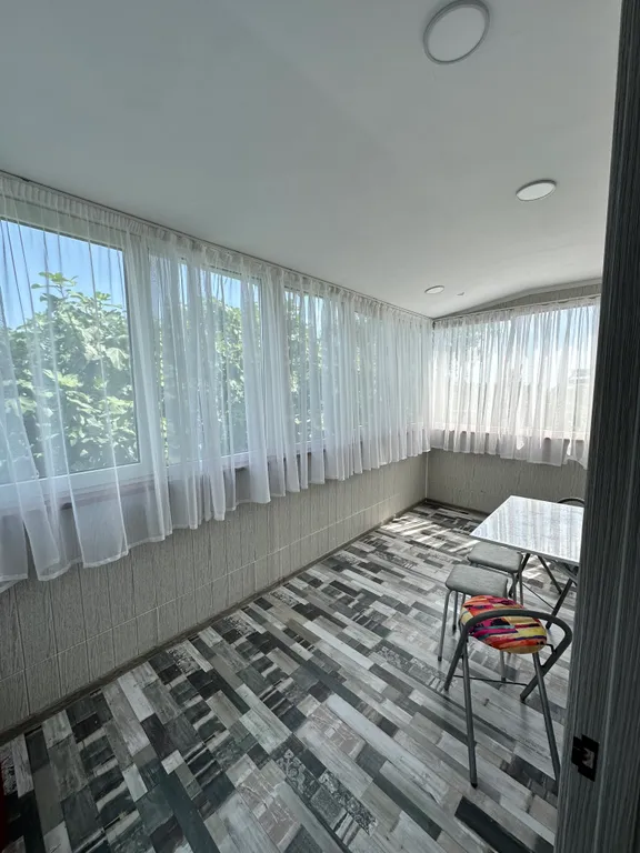 Уютный дом с видом на море и горы