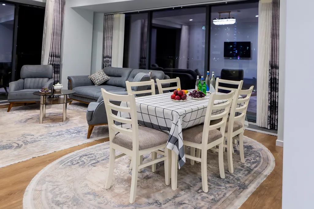 Современная квартира с панорамным видом, NRG U Tower