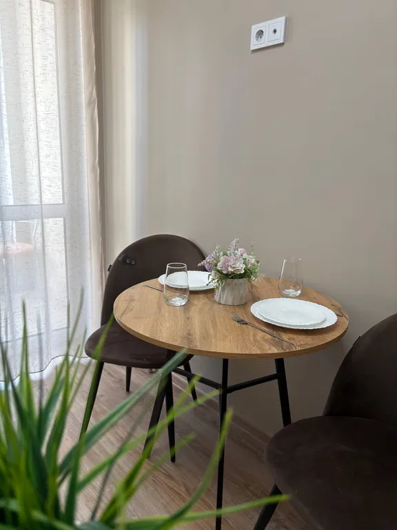 Квартира Современная, уютная квартира в лучшем районе города — Мирное