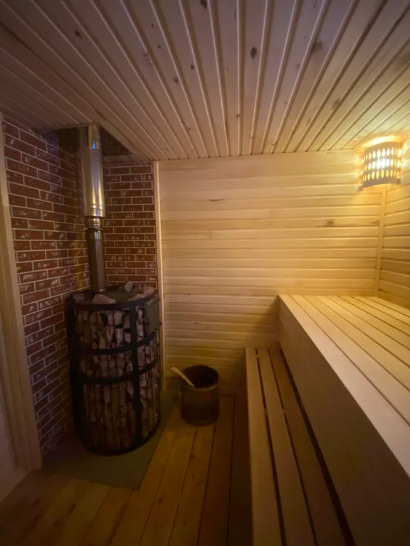 Уютный дом с баней и чаном в лесу