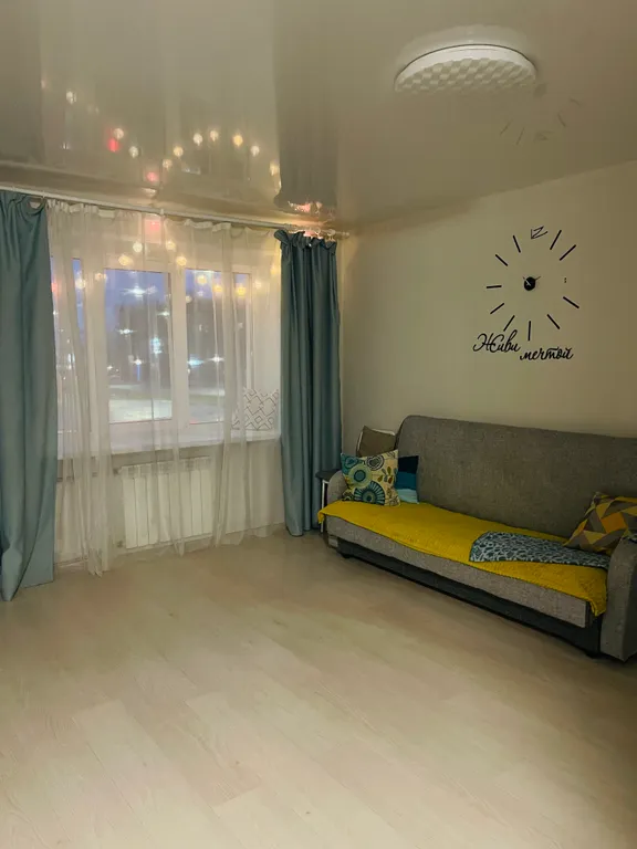 Евродвушка у озера