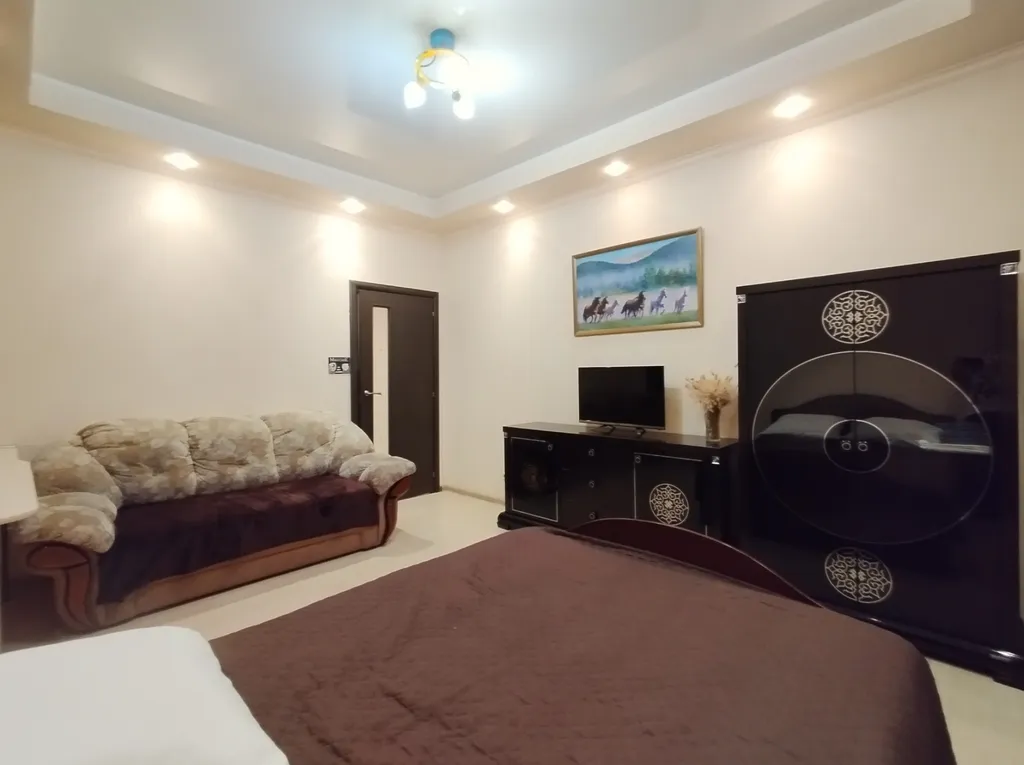 Просторная квартира до 7 человек в центре