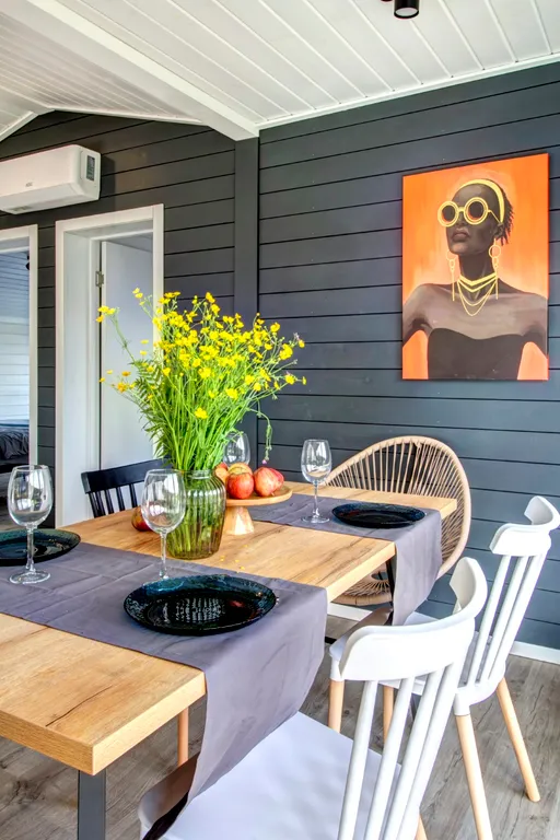 Дoм с видом на лec