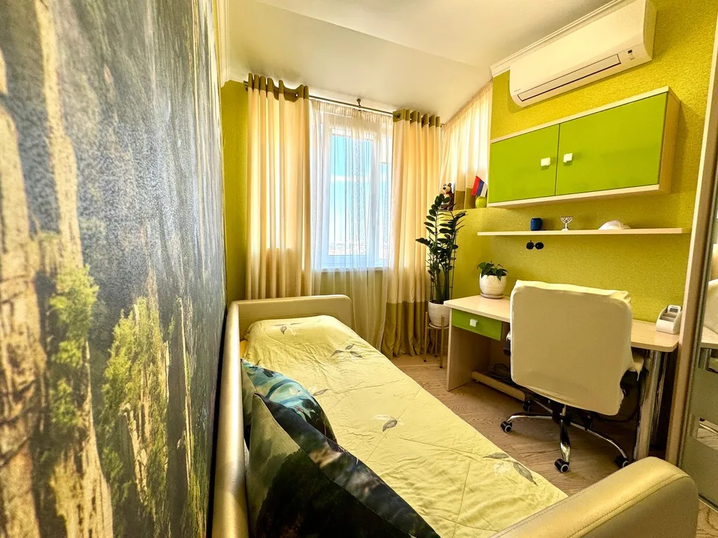 Просторная квартира с шикарным видом рядом с центральной набережной