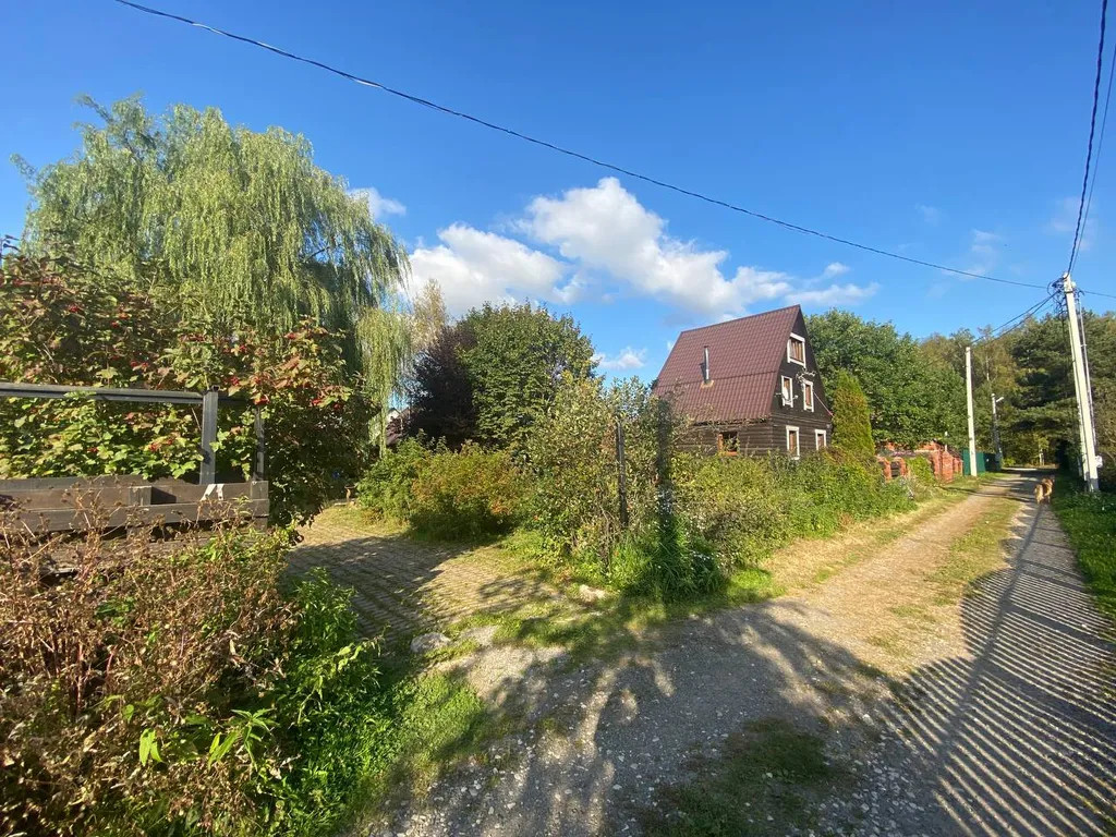 Уютный дом с баней и подворьем