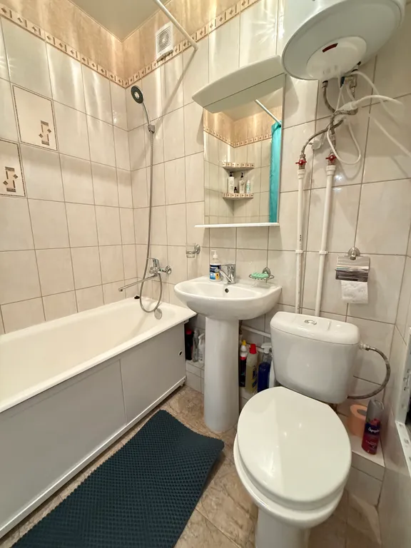 1-комн.квартира 50кв.м, 2 дивана, 1 кровать, до 6ти гостей.