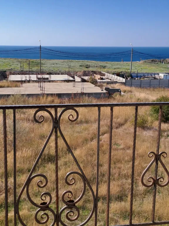 Квартира Апартаменты улучшенный Люкс с балконом с видом на море — Анапа