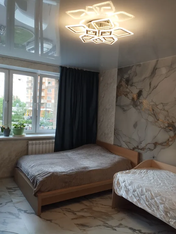 Новая квартира с хорошим ремонтом . Метро Котельники рядом.