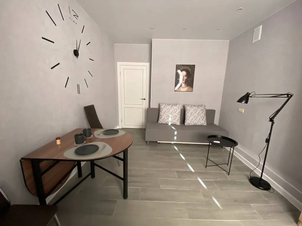 Квартира Квартира Стильная евродвушка в центре города — Элиста