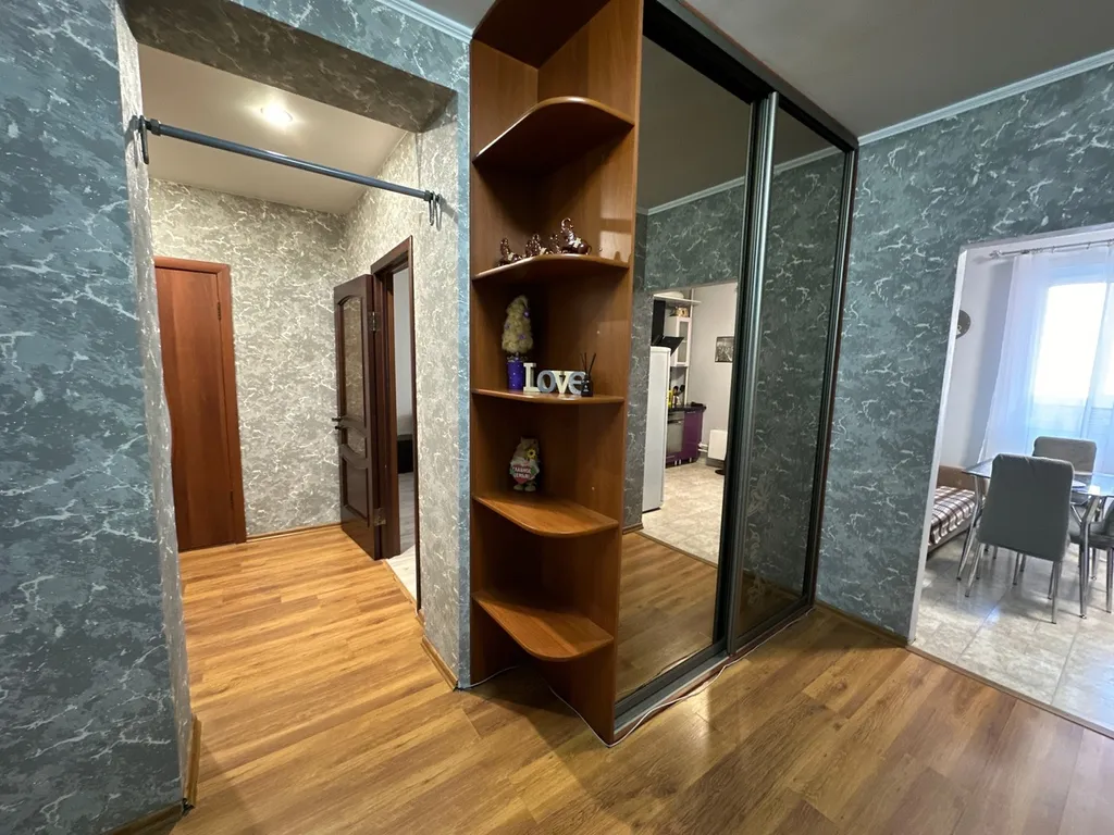 Крупногабаритная уютная 2 -х комнатная квартира