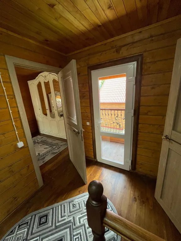 Шикарный коттедж для большой компании