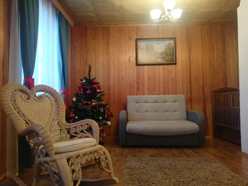 Домик сказка на берегу озера Селигер