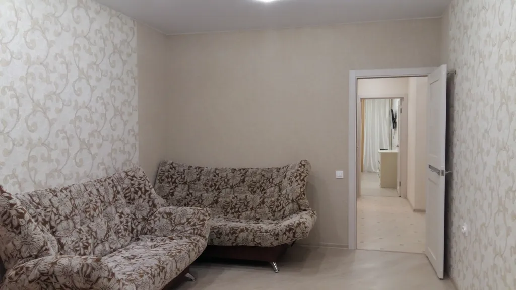 Квартира с видом на реку Волгу и мост